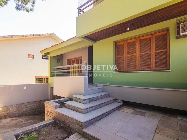 Casa com 410m² 4 quartos e 3 banheiros, à venda, no bairro Morro Santana em Porto Alegre