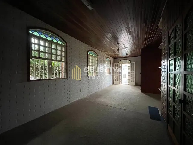 Casa 4 quartos e 3 banheiros, para alugar, no bairro Boa Vista em Novo Hamburgo