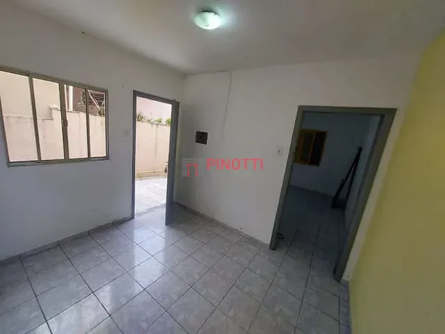Casa 1 quarto e 1 banheiro, para alugar, no bairro Vila João Basso em São Bernardo do Campo