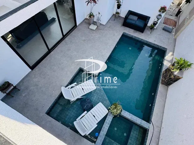 Casa com 440m² 6 quartos e 5 banheiros, à venda ou para alugar, no bairro Jardim Atlântico Central (Itaipuaçu) em Maricá