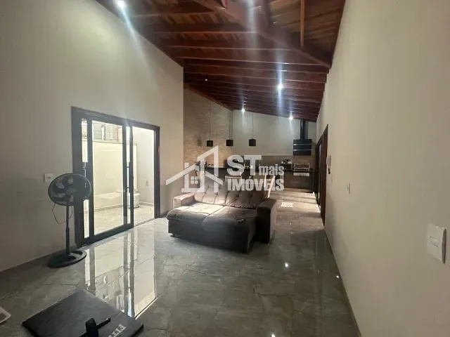 Casa com 277m² 2 quartos e 1 banheiro, à venda, no bairro Jardim Mirante em Andradas