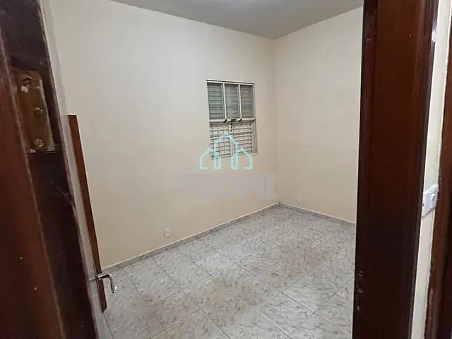 Casa com 250m² 3 quartos e 3 banheiros, à venda, no bairro Jardim Califórnia em Taubaté