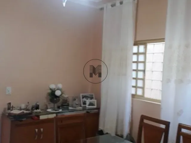 Casa 3 quartos e 2 banheiros, à venda, no bairro Morada dos Nobres em Taubaté