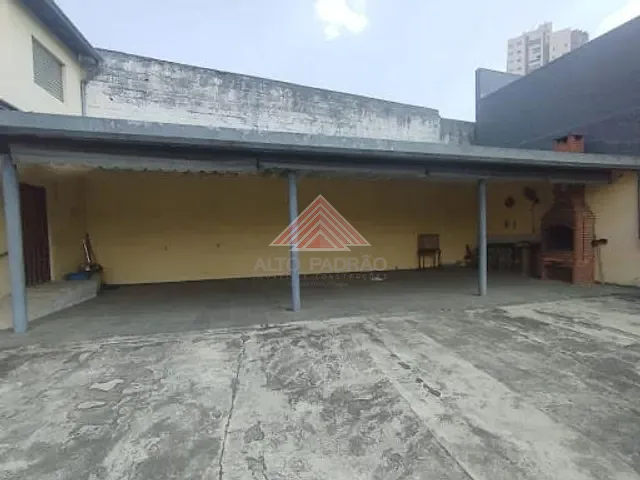 Casa com 1029m² 5 quartos e 3 banheiros, à venda, no bairro Vila Guarani em Mauá