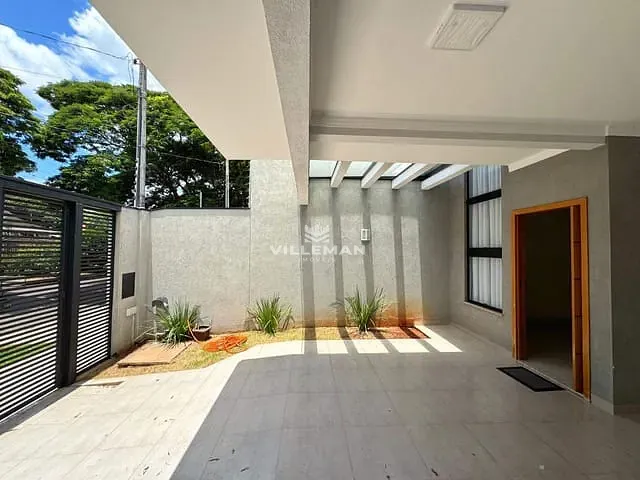 Casa com 150m² 3 quartos e 2 banheiros, à venda, no bairro Conjunto Habitacional Lea Leal em Maringá