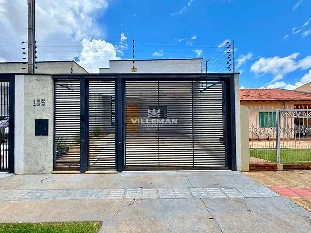 Casa com 150m² 3 quartos e 2 banheiros, à venda, no bairro Conjunto Habitacional Lea Leal em Maringá