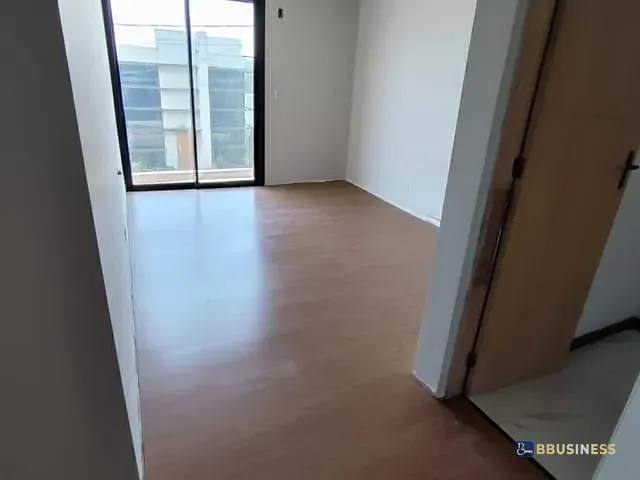 Casa com 500m² 3 quartos e 4 banheiros, à venda, no bairro Quinta dos Angicos em Cotia
