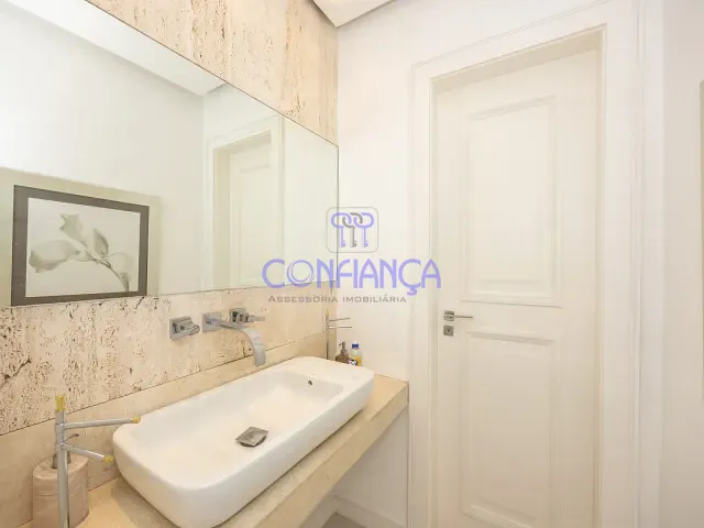 Casa 4 quartos e 5 banheiros, à venda, no bairro Campo Grande em Rio de Janeiro