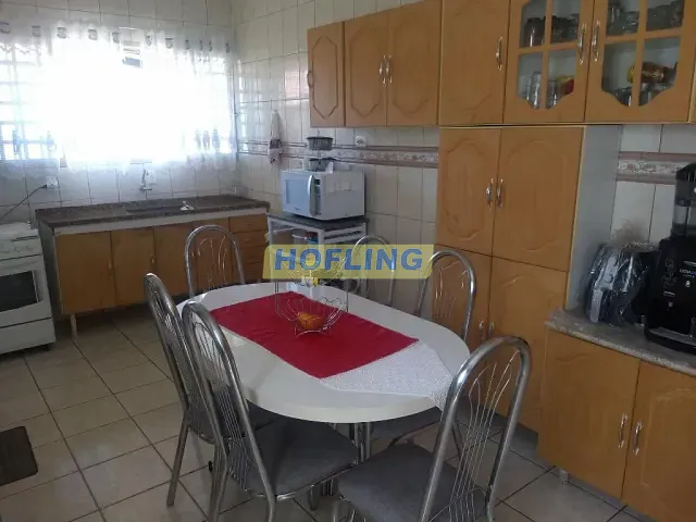 Casa com 378m² 2 quartos e 1 banheiro, à venda, no bairro Centro em Rio Claro