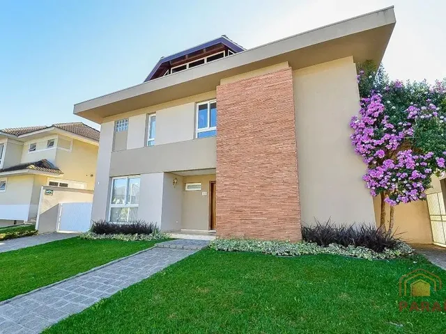 Casa com 422m² 4 quartos e 7 banheiros, à venda, no bairro Santa Felicidade em Curitiba