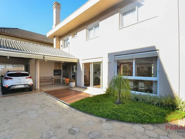 Casa com 422m² 4 quartos e 7 banheiros, à venda, no bairro Santa Felicidade em Curitiba
