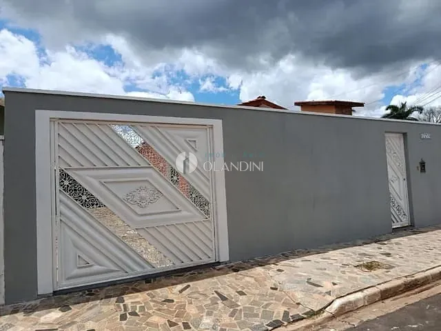 Casa com 325m² 3 quartos e 2 banheiros, à venda, no bairro Jardim Europa em Artur Nogueira