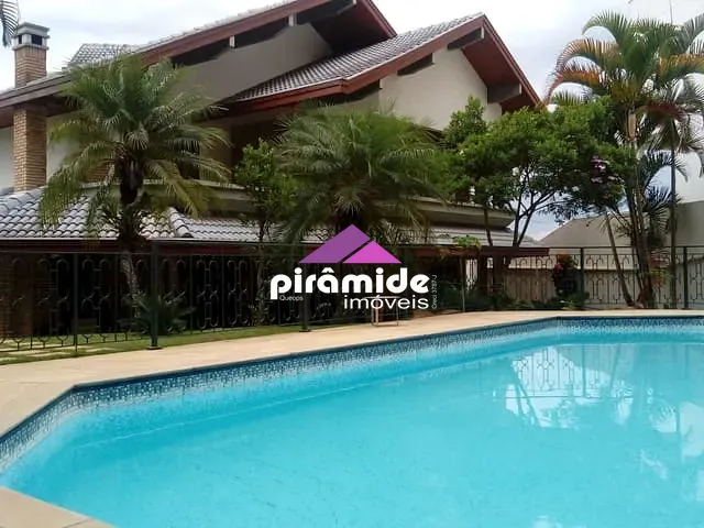 Casa com 960m² 4 quartos e 6 banheiros, à venda, no bairro Jardim das Colinas em São José dos Campos