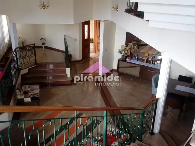 Casa com 960m² 4 quartos e 6 banheiros, à venda, no bairro Jardim das Colinas em São José dos Campos