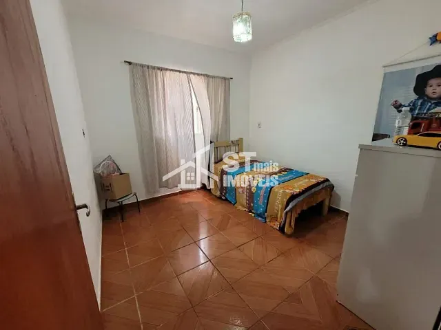 Casa com 200m² 2 quartos e 1 banheiro, à venda, no bairro Jardim Alvorada em Andradas
