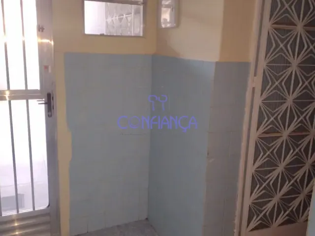 Casa 2 quartos e 1 banheiro, para alugar, no bairro Campo Grande em Rio de Janeiro