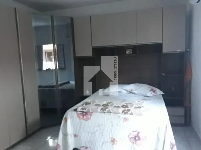 Casa com 250m² 2 quartos e 1 banheiro, à venda, no bairro Jardim São Conrado em Campo Limpo Paulista