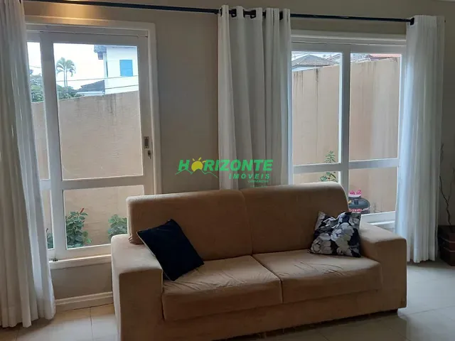 Casa com 250m² 3 quartos e 4 banheiros, à venda, no bairro Jardim Esplanada em São José dos Campos