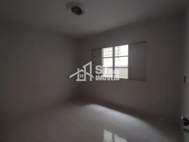 Casa com 180m² 3 quartos e 1 banheiro, para alugar, no bairro Centro em Andradas