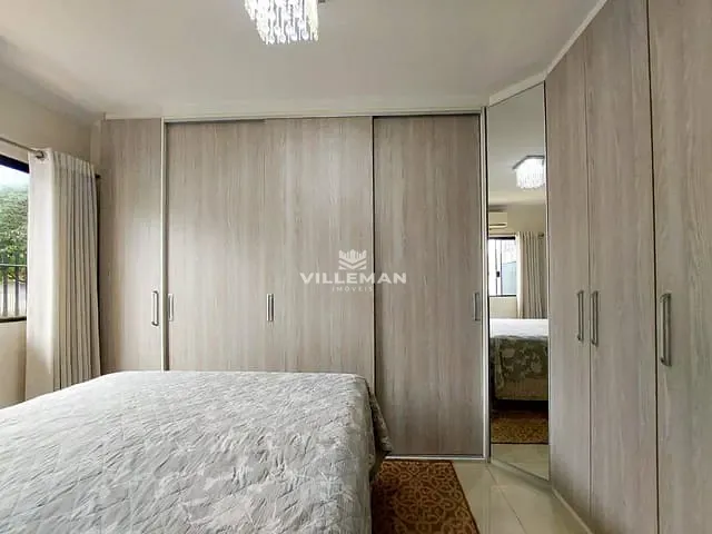 Casa 3 quartos e 2 banheiros, à venda, no bairro Jardim Pinheiros II em Maringá