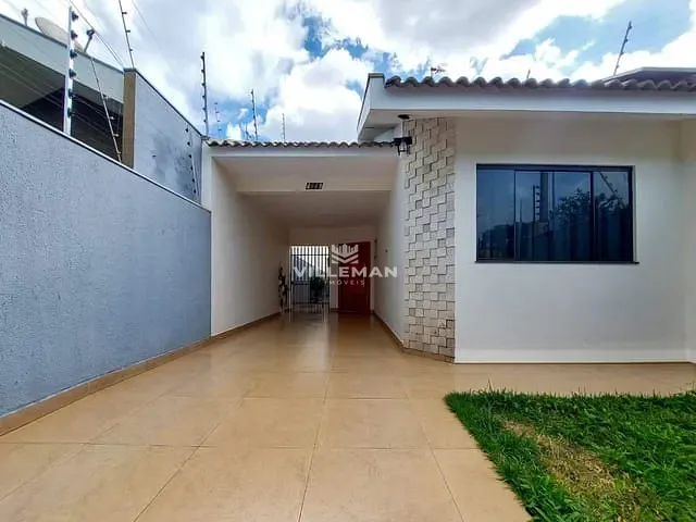 Casa 3 quartos e 2 banheiros, à venda, no bairro Jardim Pinheiros II em Maringá