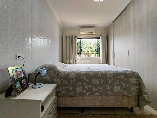 Casa 3 quartos e 2 banheiros, à venda, no bairro Jardim Pinheiros II em Maringá