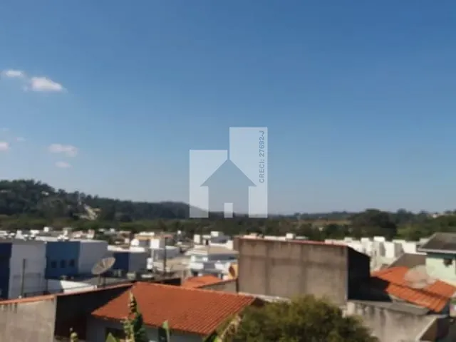 Casa com 300m² 5 quartos e 2 banheiros, à venda, no bairro Parque São Luiz em Jundiaí