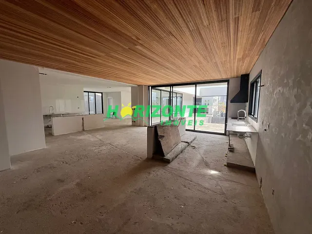 Casa 4 quartos e 6 banheiros, à venda, no bairro urbanova em São José dos Campos