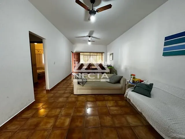 Casa com 255m² 4 quartos e 3 banheiros, à venda, no bairro Centro em Caraguatatuba