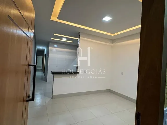 Casa com 150m² 3 quartos e 2 banheiros, à venda, no bairro Setor Maysa em Trindade