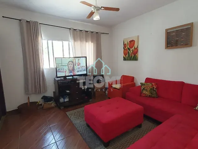 Casa 3 quartos e 2 banheiros, à venda, no bairro Barreiro em Taubaté