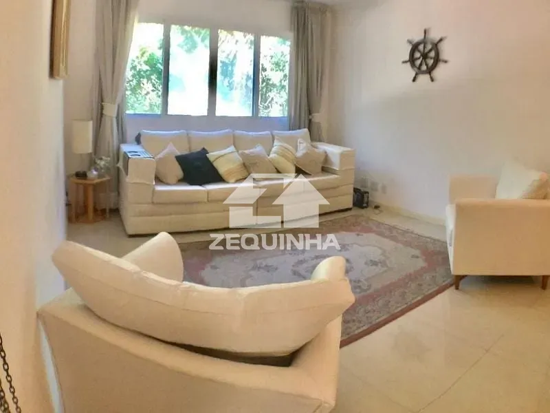 Casa, 3 quartos, 300 m² - Foto 1