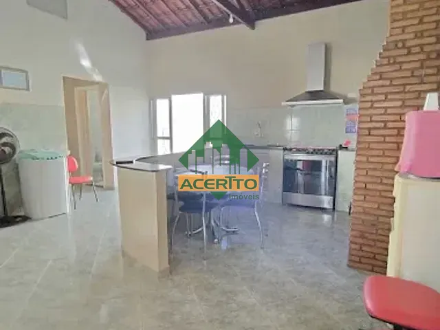 Casa com 250m² 3 quartos e 3 banheiros, à venda, no bairro Água Branca I em Araçatuba