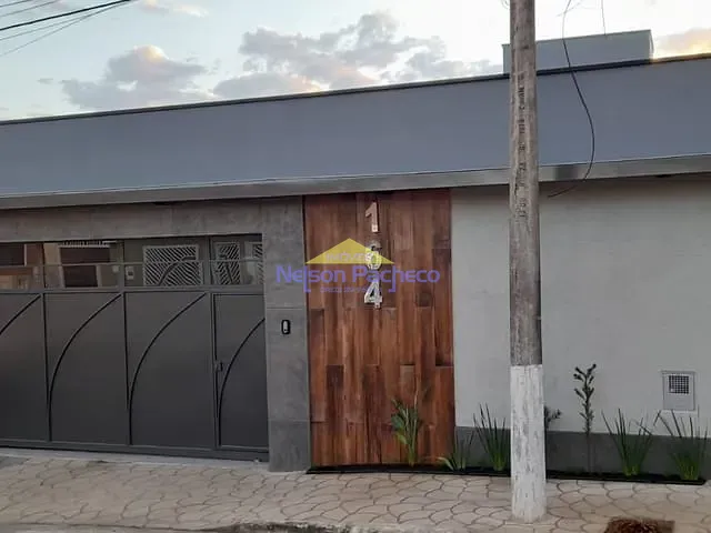 Casa 2 quartos e 1 banheiro, à venda, no bairro Jardim Santa Teresinha em Capivari