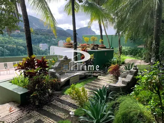 Casa com 800m² 6 quartos e 3 banheiros, à venda, no bairro Gávea em Rio de Janeiro