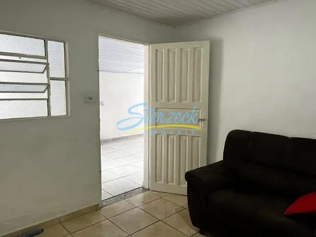 Casa com 80m² 2 quartos e 1 banheiro, para alugar, no bairro João XXIII em Vinhedo