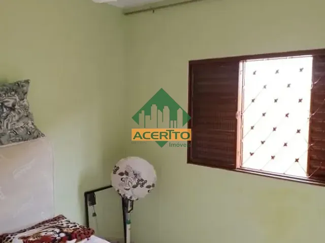 Casa com 244m² 3 quartos e 2 banheiros, à venda, no bairro Vila Mendonça em Araçatuba