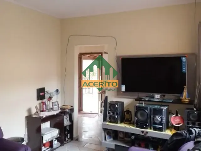Casa com 244m² 3 quartos e 2 banheiros, à venda, no bairro Vila Mendonça em Araçatuba
