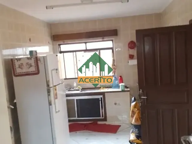 Casa com 244m² 3 quartos e 2 banheiros, à venda, no bairro Vila Mendonça em Araçatuba