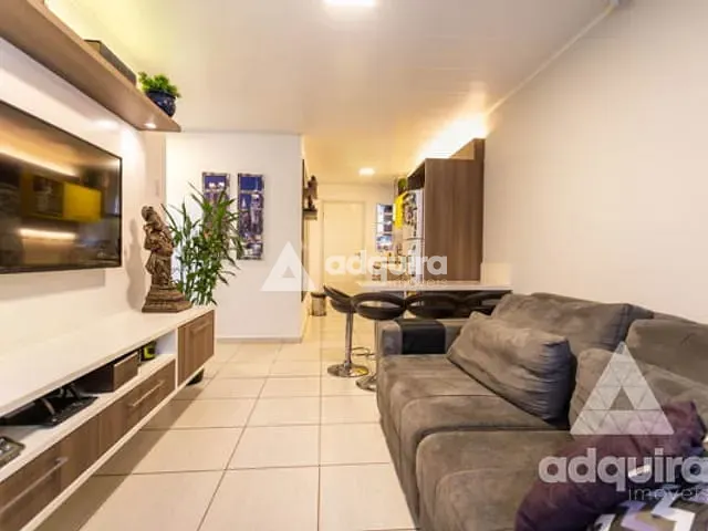 Casa com 154m² 3 quartos e 2 banheiros, à venda, no bairro Oficinas em Ponta Grossa