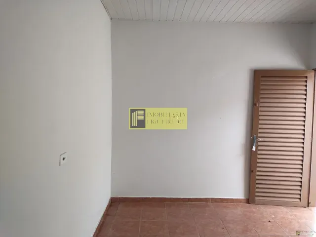 Casa com 40m² 1 quarto e 1 banheiro, para alugar, no bairro Vila Maceno em São José do Rio Preto