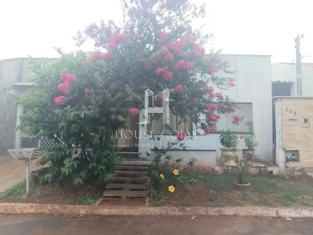 Casa com 267m² 3 quartos e 2 banheiros, à venda, no bairro Condomínio Amin Camargo em Goiânia