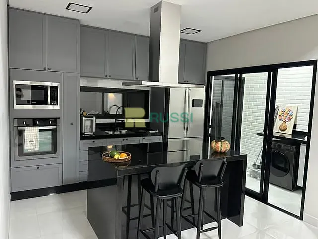 Casa 3 quartos e 3 banheiros, à venda, no bairro Caçapava Velha em Caçapava