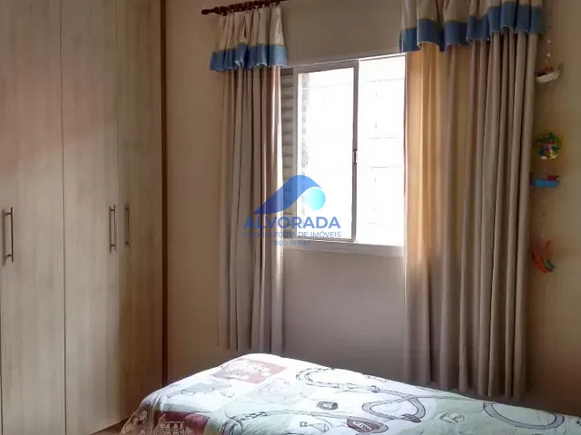 Casa com 250m² 4 quartos e 3 banheiros, à venda, no bairro Jardim Alvorada em São José dos Campos