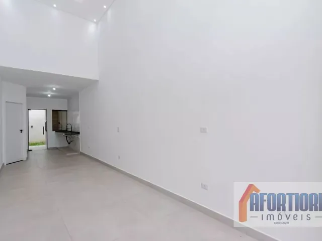 Casa com 150m² 3 quartos e 2 banheiros, à venda, no bairro Eucaliptos em Fazenda Rio Grande