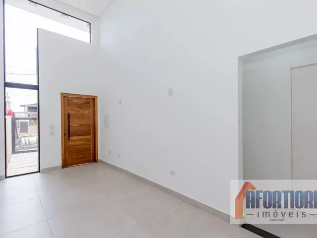 Casa com 150m² 3 quartos e 2 banheiros, à venda, no bairro Eucaliptos em Fazenda Rio Grande