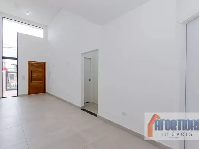 Casa com 150m² 3 quartos e 2 banheiros, à venda, no bairro Eucaliptos em Fazenda Rio Grande
