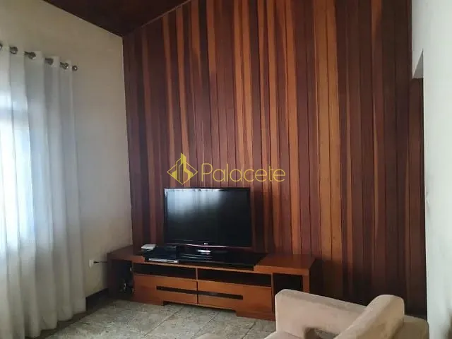 Casa 3 quartos e 2 banheiros, à venda, no bairro Loteamento Residencial Andrade em Pindamonhangaba