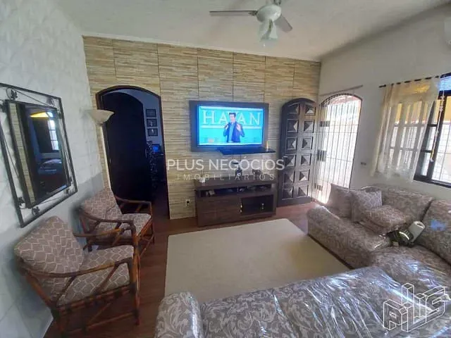 Casa 2 quartos e 2 banheiros, à venda, no bairro Jardim Praia Grande em Mongaguá