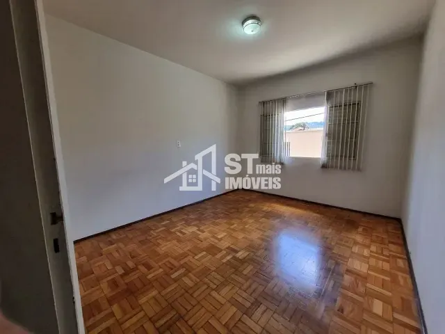 Casa com 233m² 2 quartos e 1 banheiro, à venda, no bairro Vila Buzato em Andradas